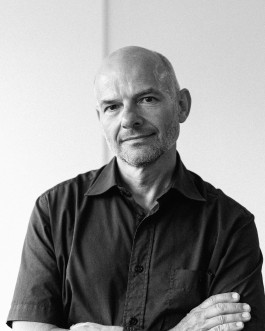 Portrait Fotograf Freiburg - Johannes Meger - Business Portraits in schwarz/weiss