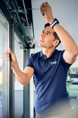 Unternehmensfotografie für TSB Türsysteme - Johannes Meger Fotograf Freiburg 